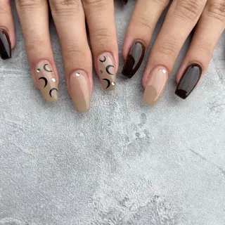 ネイル nailsalon YOLOのネイルデザイン