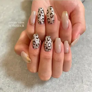 ネイル BONHEUR Annaのネイルデザイン