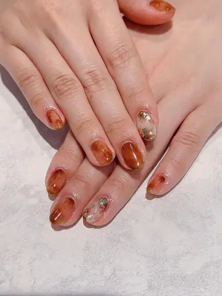 ネイル バニーアイズ　ネイル ニューオータニ博多店のネイルデザイン