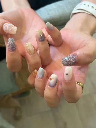 ネイル GO TODAY シェアサロン 表参道Colore店所属・K. Ayanaのネイルデザイン