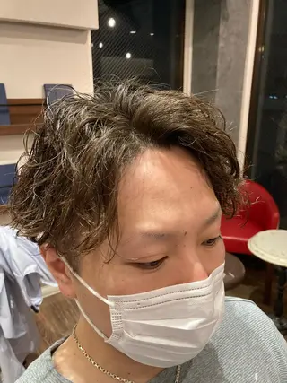 ショート パーマ 橋本 和弥のヘアスタイル