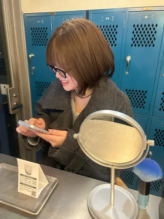 ショート カラー 韓国ボブ/レイヤー カット/ EMIRIのヘアスタイル