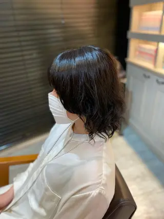 ミディアム パーマ ヨシダ フミノリのヘアスタイル