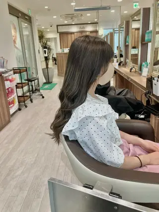 ロング カラー Re:st所属・Miyavi/カラー ショートボブのヘアスタイル