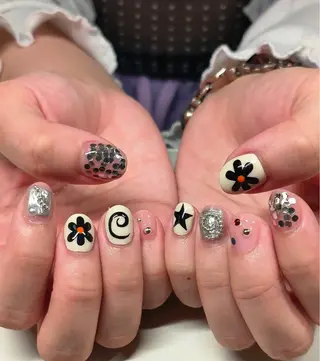 ネイル enju0422所属・谷口 雪のネイルデザイン