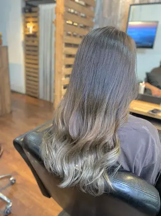 ロング カラー Lizir ルズィール所属・Luzir⭐︎ GEN⭐︎のヘアスタイル