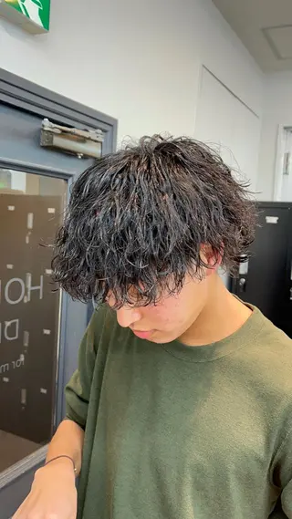 パーマ メンズ シャドウパーマ/ 波巻パーマYu-Kiのヘアスタイル