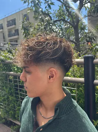 ショート カラー パーマ メンズ特化サロン 高山佑真のヘアスタイル