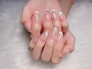 ネイル 桃山 莉緒のネイルデザイン