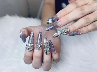 ネイル Luxe Nailのネイルデザイン