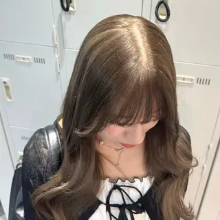 ロング カラー sia所属・Nene Murakamiのヘアスタイル