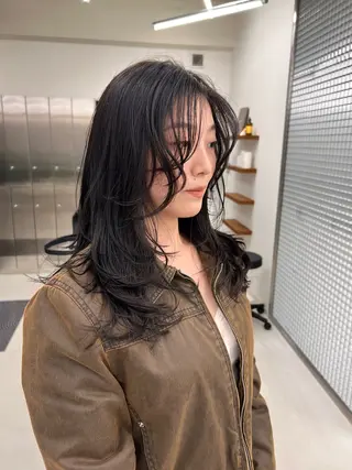 ロング レイヤーカット/ パーマ‪/表参道のヘアスタイル