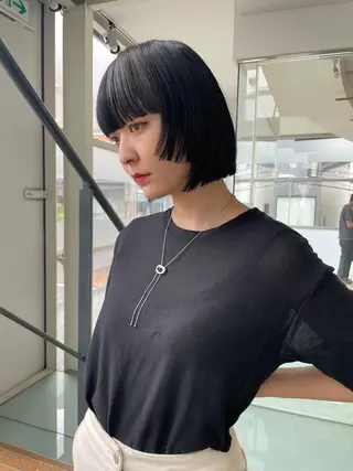 カラー VISION   aoyama所属・かがやしづ ⭐️ハイトーンのヘアスタイル