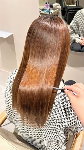 ロング 井山 葵のヘアスタイル