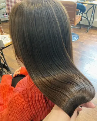 セミロング カラー パーマ ヘアアレンジ ヘアケア特化型サロン newi 梅田のヘアスタイル