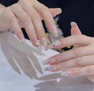 ネイル AB マツエクネイルサロンのネイルデザイン