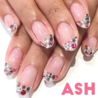 ネイル 🩵NORIKO 上品ネイルが得意🩵のネイルデザイン