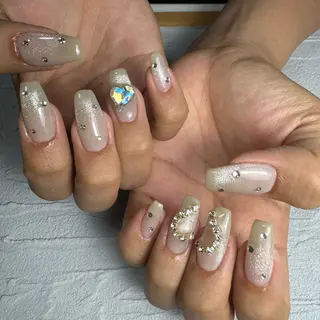 ネイル Re:Smil所属・☺︎ NOZOMI☺︎のネイルデザイン