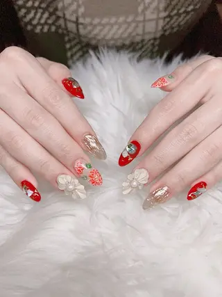 ネイル AngelChris ビューティーサロンのネイルデザイン