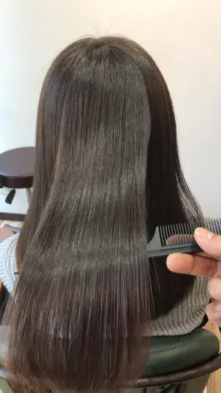 セミロング Arly所属・MARU🎀髪質改善 ×コテ巻き風パーマのヘアスタイル