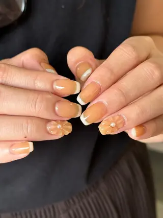 ネイル Lumos nails&eyelashes桜川店所属・Lumos hirocoのネイルデザイン