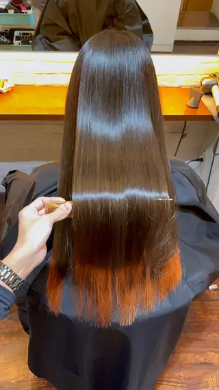 ロング CoCooN TAKUMAのヘアスタイル