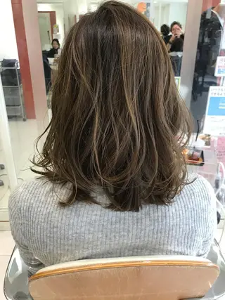 カラー ナガイ ユウキのヘアスタイル