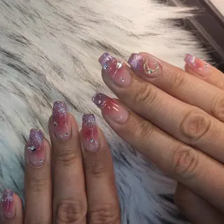 ネイル RUNWAY 　　の眉毛・アイブロウイメージ