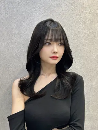 セミロング 🩷韓国ヘア/ヨシン モリ🩷Maikaのヘアスタイル