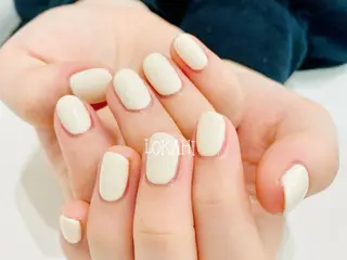 ネイル 13日3980円‼️ マグもデザインも◎のネイルデザイン