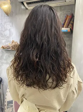 セミロング パーマ お任せヘア☘️☘️ 及川渚のヘアスタイル