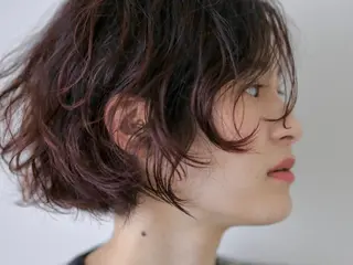 ショート カラー 梅本 信のヘアスタイル