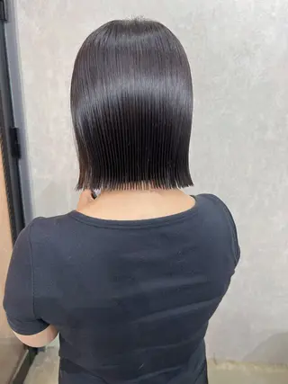 ショート YUI ハイトーンカラーのヘアスタイル