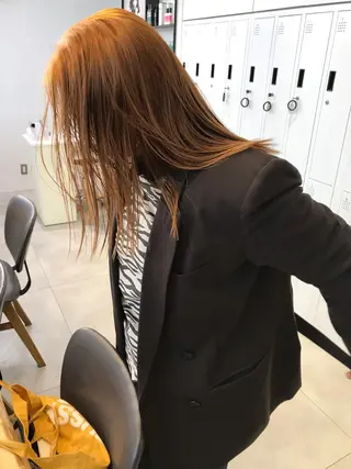 セミロング カラー 🇰🇷カルマパーマ kaito🇰🇷のヘアスタイル