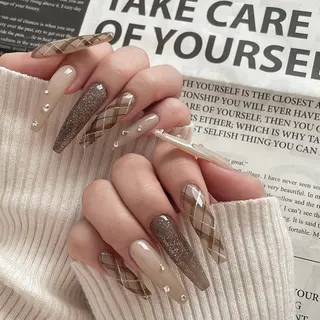 ネイル NEO Beauty Salon所属・𝐍𝐄𝐎 𝐉𝐔𝐑𝐈のネイルデザイン