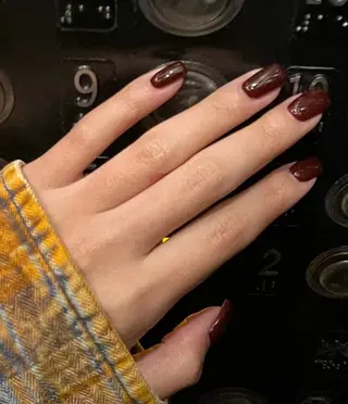 ネイル 高木 維麗絲のネイルデザイン