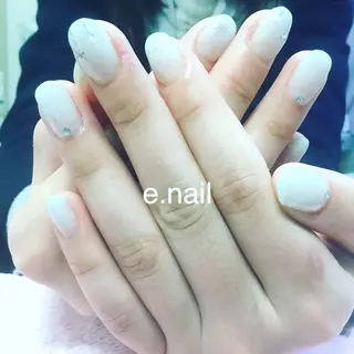 ネイル e.nail所属・和賀井 恵理のネイルデザイン