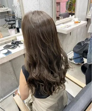 カラー 🫧ハイライトモデル 募集🫧溝口結麻のヘアスタイル