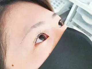 マツエク・マツパ I'MYU bijou所属・横島 琴音の眉毛・アイブロウイメージ