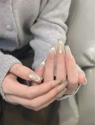 ネイル ETELUNA Nail 銀座店【パラジェル/フィルイン/チップスカルプ/マグネット/ニュアンス】所属・周 テイのネイルデザイン