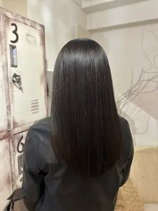 セミロング カラー putri 川邉 優花のヘアスタイル