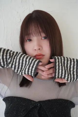 ミディアム カラー 道添 怜奈のヘアスタイル