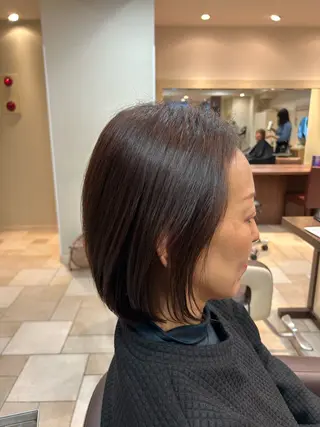 ショート カラー 脇野 真琴のヘアスタイル