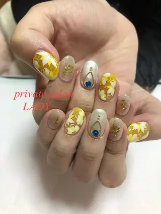 ネイル 桜田 麻菜のネイルデザイン