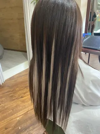 カラー Style Tのヘアスタイル