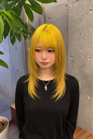 ロング カラー ブリーチカラー×艶 🍨mihoのヘアスタイル