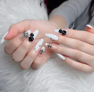 ネイル Lenie Nail Okuboのネイルデザイン