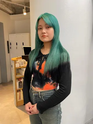 ロング カラー laff 新宿所属・ボブ/ケアパーマ/ レイヤー/縮毛矯正のヘアスタイル