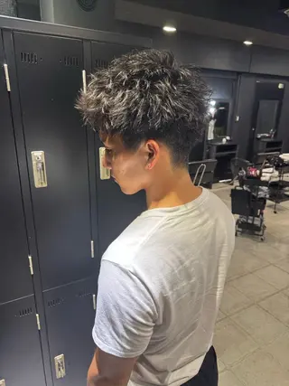 ショート パーマ ヘアアレンジ メンズ メンズ専門 美容師✨ アメ村 堀江颯瑛のヘアスタイル