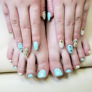 ミディアム ネイル クロキ 。のネイルデザイン